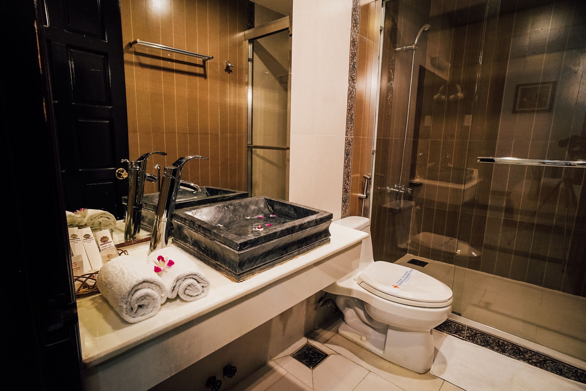 Sunflowers Hotel Airport Ho Si Minh-város Kültér fotó